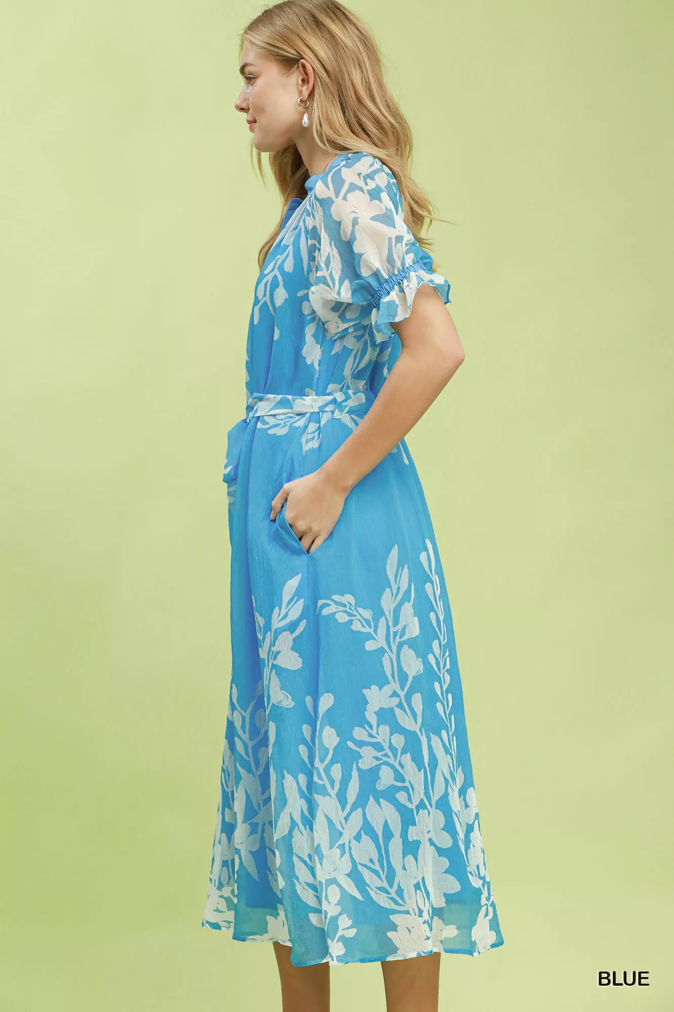 Umgee Floral Print Tie Waist Midi Dress with Side Pockets in Blue